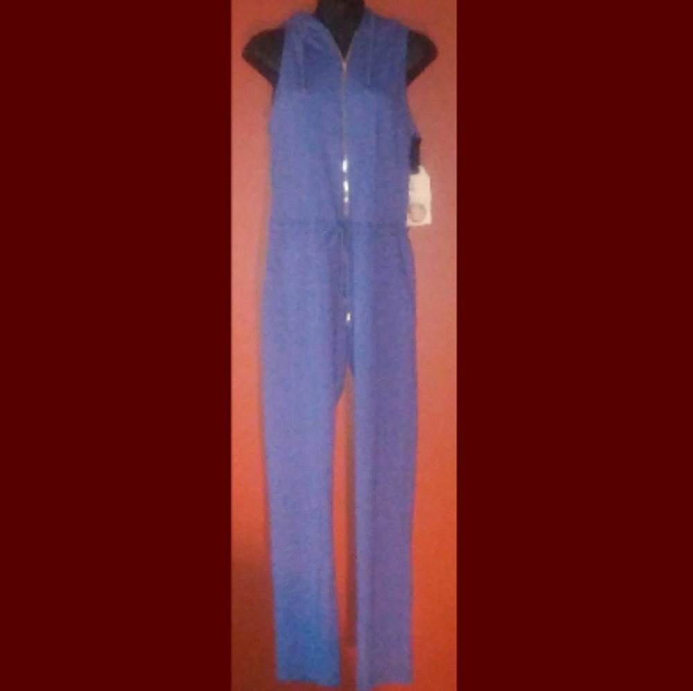 Ash & Ember Sleeveless Hooded Jumpsuit Drawstring